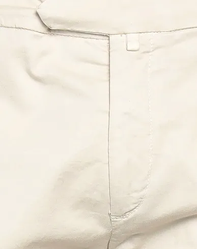 https://images.styletyx.com/images/cream-gabardine-casual-pants-luigi-borrelli-napoli-726834846_4.webp