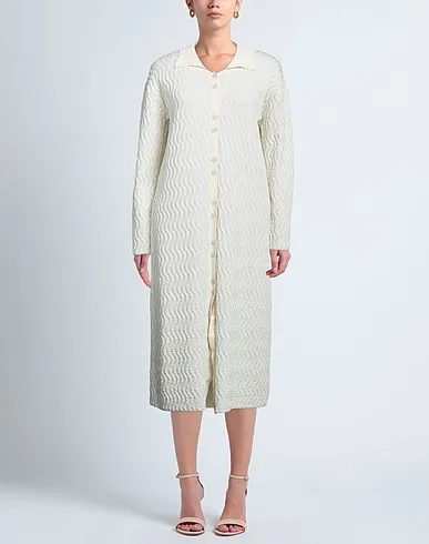 https://images.styletyx.com/images/cream-jacquard-midi-dress-rus-1315221961_2.webp