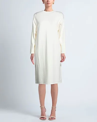 https://images.styletyx.com/images/cream-knitted-midi-dress-o-dan-li-1767751823_2.webp