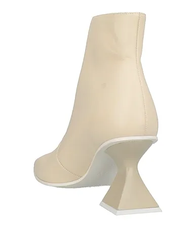 https://images.styletyx.com/images/cream-leather-ankle-boot-hazy-13316019_3.webp