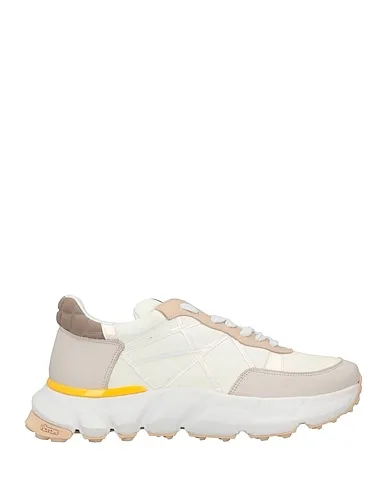https://images.styletyx.com/images/cream-leather-sneakers-l4k3-710922745_1.webp