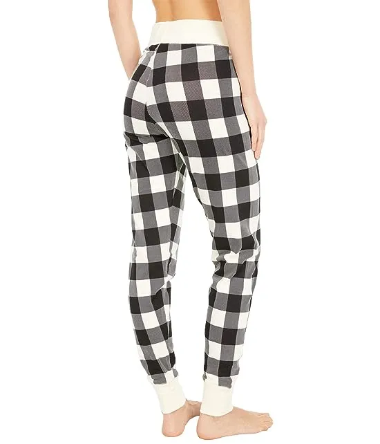 https://images.styletyx.com/images/cream-plaid-sleep-leggings-little-blue-house-by-hatley-13334037_3.webp
