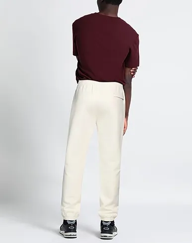 https://images.styletyx.com/images/cream-sweatshirt-casual-pants-maison-kitsune-1225026995_3.webp