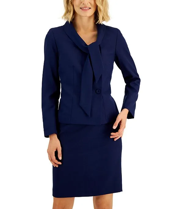 https://images.styletyx.com/images/crepe-tie-collar-jacket-pencil-skirt-regular-and-petite-sizes-le-suit-13488811_4.webp