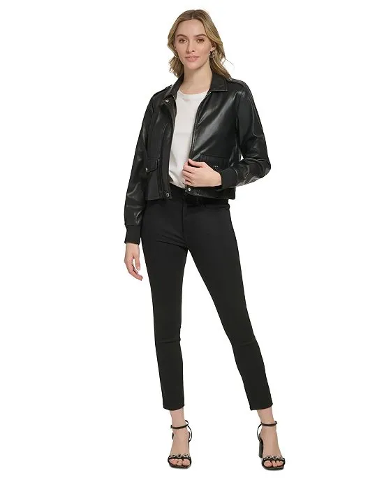 https://images.styletyx.com/images/cropped-faux-leather-jacket-calvin-klein-13207829_4.webp