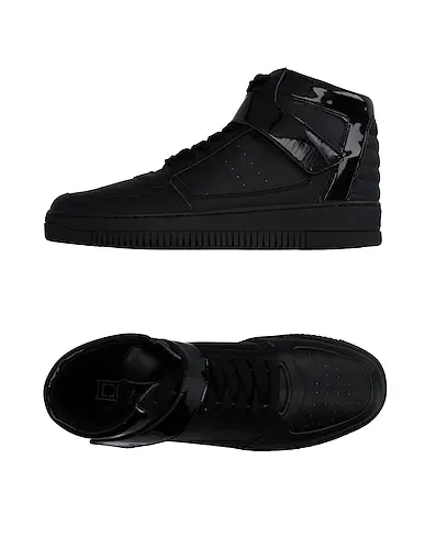 https://images.styletyx.com/images/cult-black-men-s-sneakers-cult-958590_1.webp