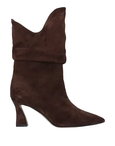 https://images.styletyx.com/images/dark-brown-ankle-boot-prezioso-1446615_1.webp