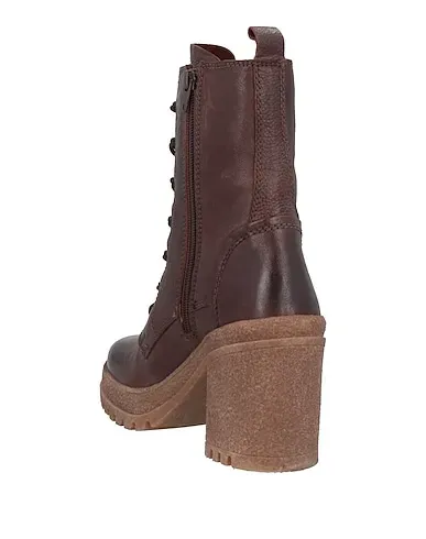 https://images.styletyx.com/images/dark-brown-leather-ankle-boot-bothega-41-1293717083_3.webp