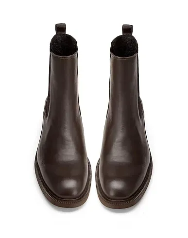 https://images.styletyx.com/images/dark-brown-leather-ankle-boot-leonardo-principi-2828516_2.webp