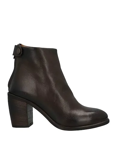 https://images.styletyx.com/images/dark-brown-leather-ankle-boot-zoe-710508174_1.webp