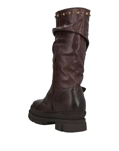 https://images.styletyx.com/images/dark-brown-leather-boots-pregunta-13376099_3.webp
