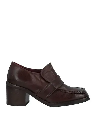https://images.styletyx.com/images/dark-brown-leather-loafers-1725-a-2357740_1.webp