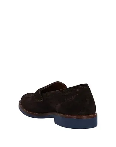 https://images.styletyx.com/images/dark-brown-loafers-at-p-co-930260_3.webp