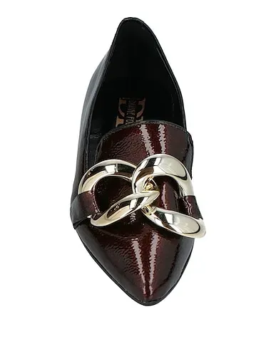 https://images.styletyx.com/images/dark-brown-loafers-divine-follie-550966_4.webp