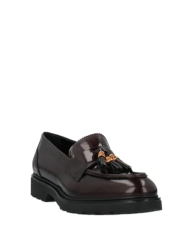 https://images.styletyx.com/images/dark-brown-loafers-vsl-710945025_2.webp