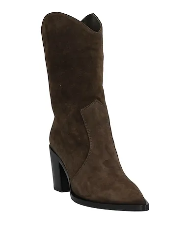 https://images.styletyx.com/images/dark-green-ankle-boot-gianvito-rossi-13222389_2.webp