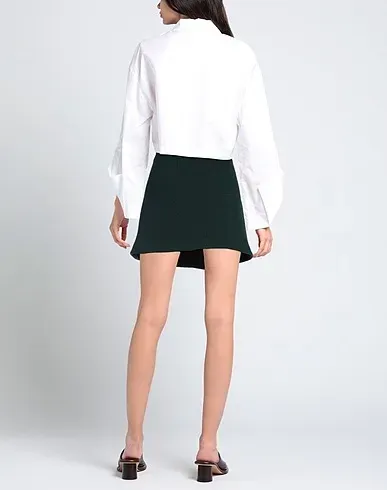 https://images.styletyx.com/images/dark-green-flannel-mini-skirt-ferragamo-998333640_3.webp