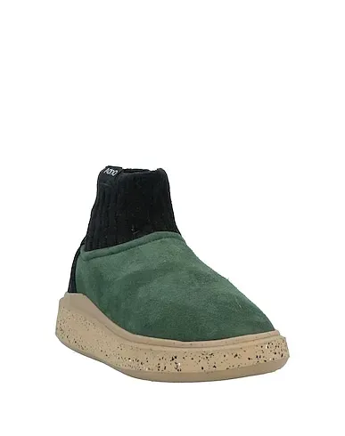 https://images.styletyx.com/images/dark-green-knitted-sneakers-adno-r-823962_2.webp