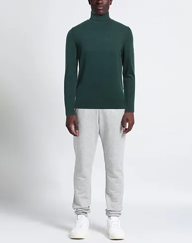 https://images.styletyx.com/images/dark-green-knitted-turtleneck-jean-paul-67573293_2.webp