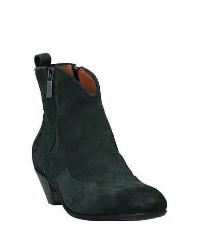 https://images.styletyx.com/images/dark-green-leather-ankle-boot-jo-ghost-13081896_2.webp