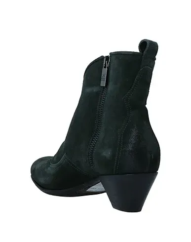 https://images.styletyx.com/images/dark-green-leather-ankle-boot-jo-ghost-13081896_3.webp