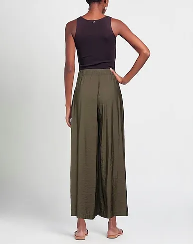 https://images.styletyx.com/images/dark-green-plain-weave-casual-pants-virginia-bizzi-875839417_3.webp