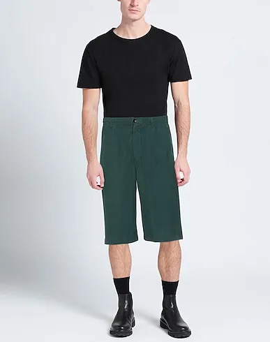 https://images.styletyx.com/images/dark-green-plain-weave-cropped-pants-culottes-lemaire-13064405_2.webp