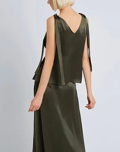 https://images.styletyx.com/images/dark-green-satin-silk-top-yoox-net-a-porter-for-the-prince-s-foundation-3088682_5.webp