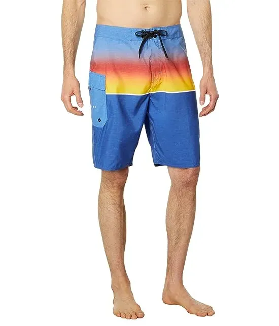 https://images.styletyx.com/images/dawn-patrol-21-boardshorts-rip-curl-13131032_1.webp
