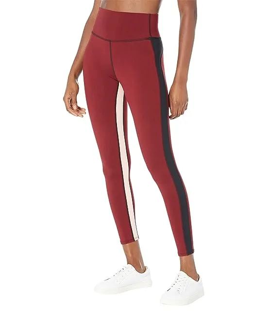 https://images.styletyx.com/images/dawson-leggings-electric-rose-3295040_1.webp