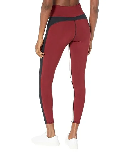 https://images.styletyx.com/images/dawson-leggings-electric-rose-3295040_2.webp
