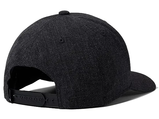 https://images.styletyx.com/images/daylight-hours-hat-travismathew-540842076_2.webp