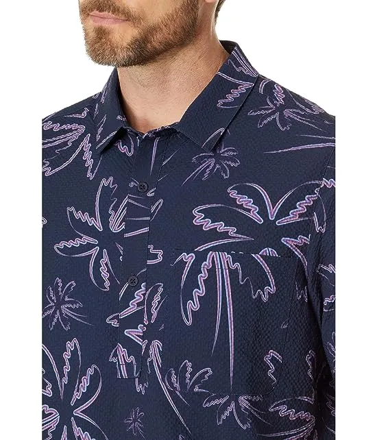 https://images.styletyx.com/images/deco-palms-short-sleeve-woven-oakley-114827019_3.webp