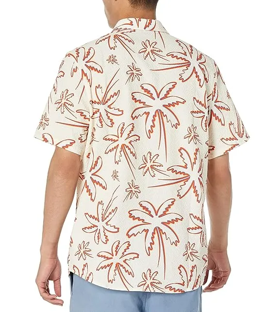 https://images.styletyx.com/images/deco-palms-short-sleeve-woven-oakley-874856250_2.webp