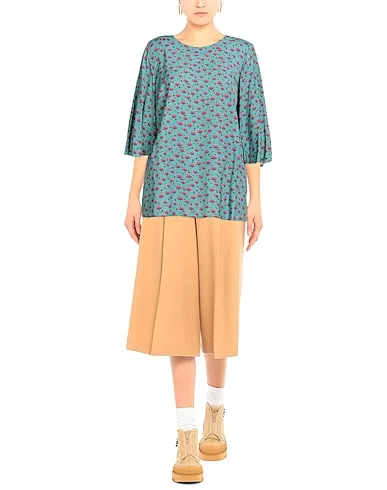 https://images.styletyx.com/images/deep-jade-crepe-blouse-19-70-nineteen-seventy-2231807_2.webp