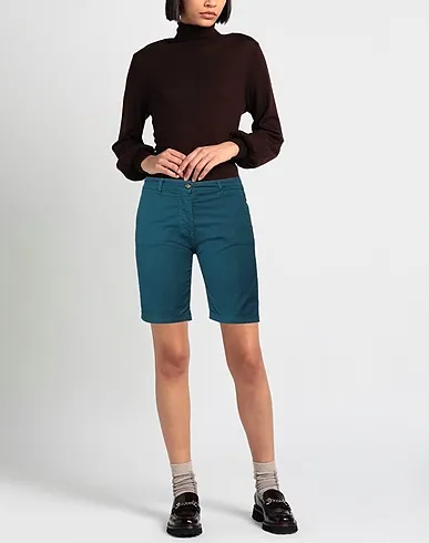 https://images.styletyx.com/images/deep-jade-gabardine-shorts-bermuda-bomboogie-3232719_2.webp