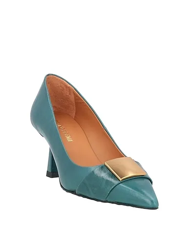 https://images.styletyx.com/images/deep-jade-leather-pump-bruno-premi-1224813979_2.webp