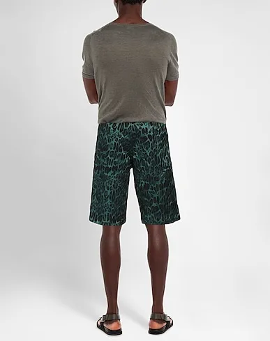 https://images.styletyx.com/images/deep-jade-plain-weave-shorts-bermuda-andersson-bell-3090298_3.webp
