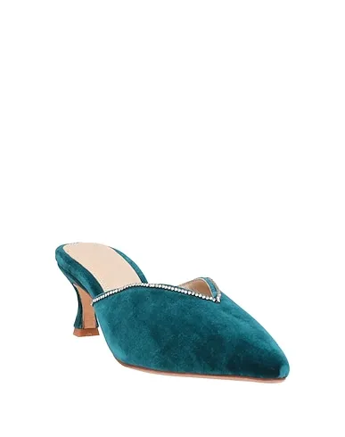 https://images.styletyx.com/images/deep-jade-velvet-mules-and-clogs-zyne-1225921515_2.webp