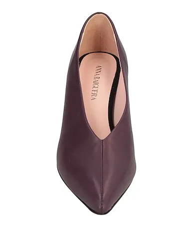 https://images.styletyx.com/images/deep-purple-leather-pump-anna-baiguera-2656479_4.webp