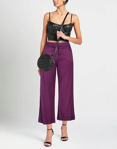 https://images.styletyx.com/images/deep-purple-satin-casual-pants-room-52-3232395_2.webp