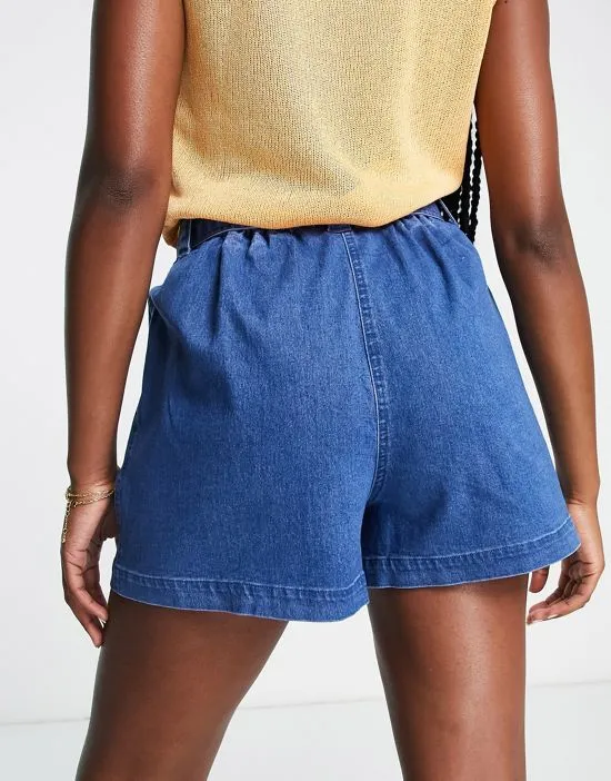 https://images.styletyx.com/images/denim-shorts-with-tie-waist-in-blue-vila-2870782_2.webp