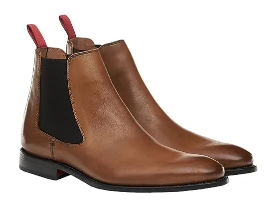 https://images.styletyx.com/images/donald-driver-discover-chelsea-boot-moral-code-1992139_1.webp