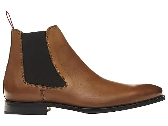 https://images.styletyx.com/images/donald-driver-discover-chelsea-boot-moral-code-1992139_5.webp