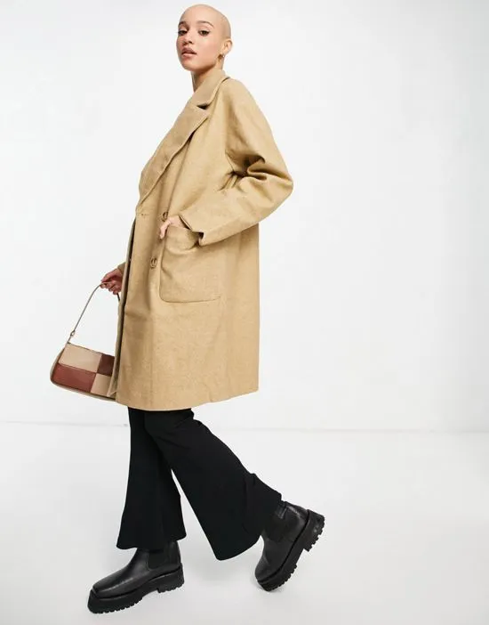 https://images.styletyx.com/images/double-breasted-herringbone-coat-in-beige-vila-2617082_4.webp
