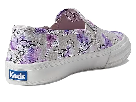https://images.styletyx.com/images/double-decker-canvas-keds-13183195_5.webp