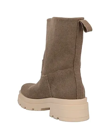 https://images.styletyx.com/images/dove-grey-canvas-ankle-boot-noa-a-13104207_3.webp