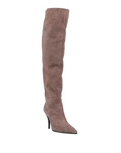https://images.styletyx.com/images/dove-grey-leather-boots-maria-cristina-13411671_2.webp