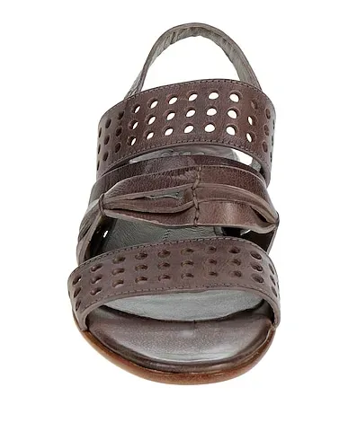 https://images.styletyx.com/images/dove-grey-sandals-ixos-2917491_4.webp