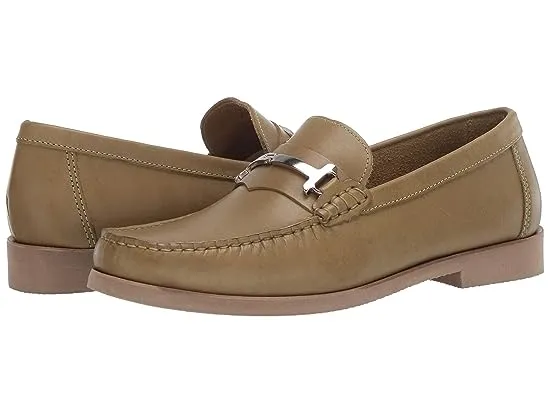https://images.styletyx.com/images/driver-club-usa-mens-leather-made-in-brazil-lightweight-loafer-with-bit-buckle-driver-club-usa-2792672_1.webp